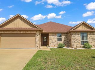 218 Bois D Arc Dr, Bullard, TX 75757