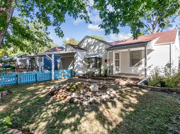 2112 S Green St, Wichita, KS 67211