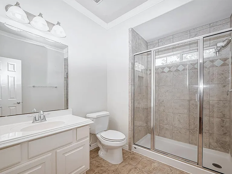 1522 Olive Park — Photo 22