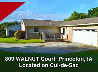 809 Walnut Ct, Princeton, IA 52768