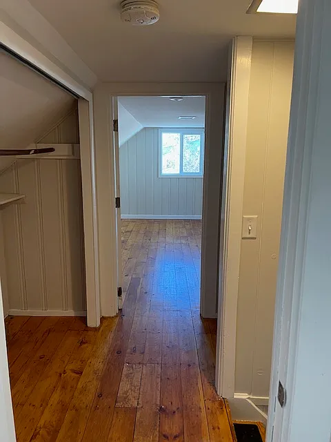 3 bed, 900 sqft, $2,900 — Photo 2