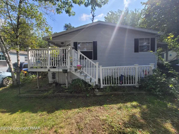 118 S Pine Tree Rd, Hazleton, PA 18201