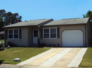 1 Caribou Dr #70, Whiting, NJ 08759