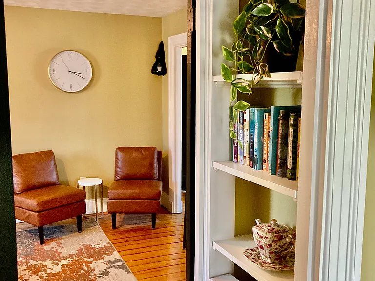 933 Main St #2 — Photo 20