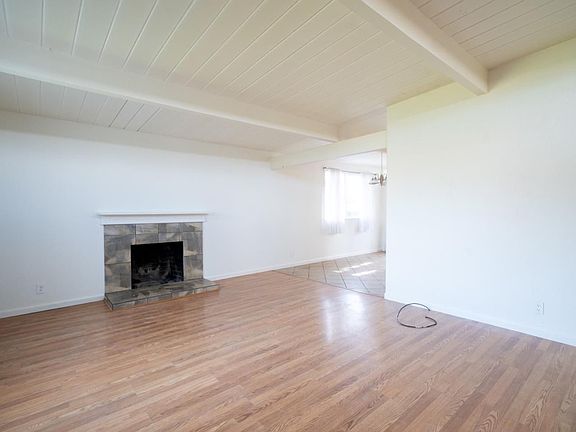 5th image of 1694 Taylor St