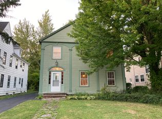 18509 Winslow Rd #1, Beachwood, OH 44122