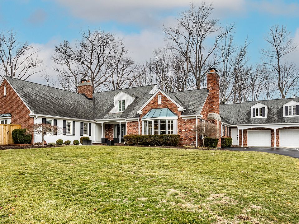 1st image of 646 Somerset Dr W