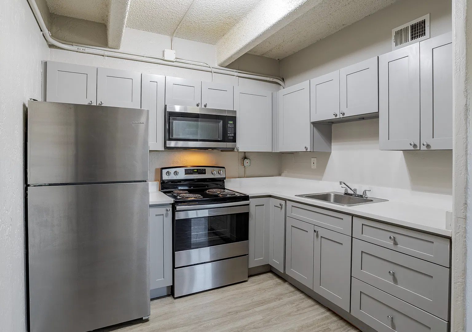 Julian Square Apartments | Spacious 16 Bedroom Homes in Denver! — Photo 3