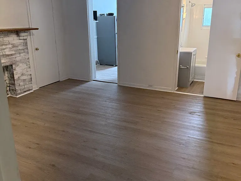 135 Pearl St #1 — Photo 5