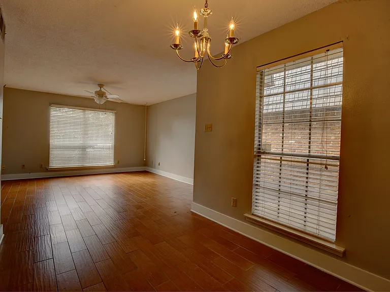 207 S Mobile St #114 — Photo 7