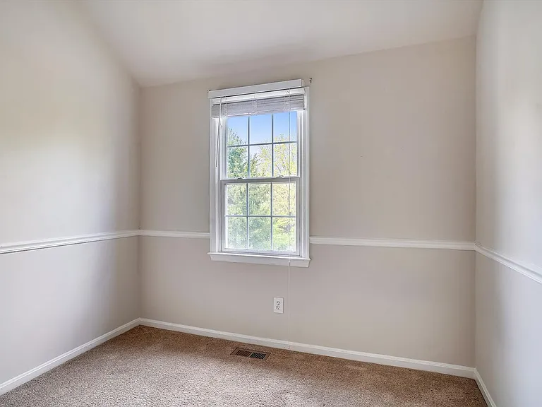 8830 Thomas Lea Ter — Photo 37