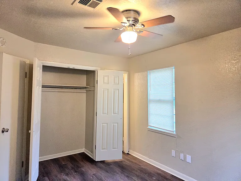 2807 SW 61st St — Photo 14