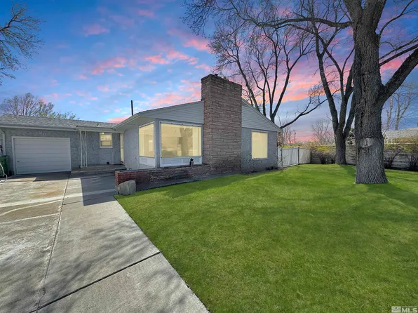 25 Bellevue Ave, Winnemucca, NV 89445