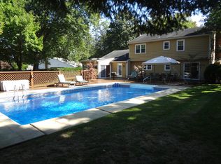 3 Schwenker Pl, Fair Haven, NJ 07704