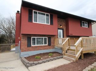 4905 Woodsend Rd, Louisville, KY 40229