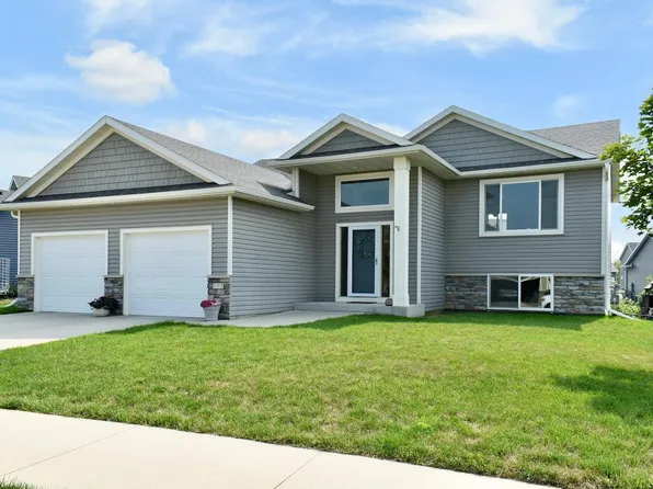 532 Towne Dr NE, Byron, MN 55920