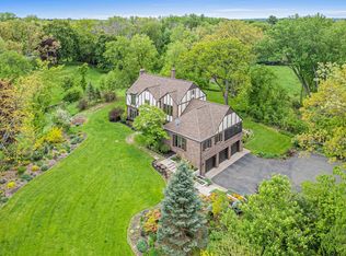 3 Meadow Ln, White Bear Lake, MN 55110