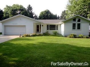 15581 Rannes Rd, Spring Lake, MI 49456