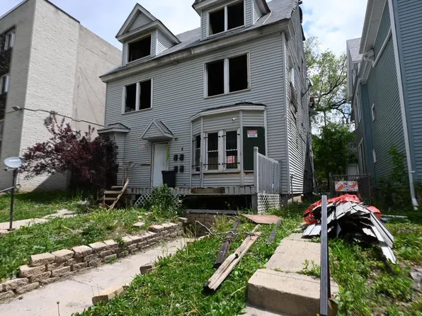 608 N 30th STREET, Milwaukee, WI 53208