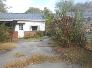 2606 Marshall St, Maryville, TN 37804