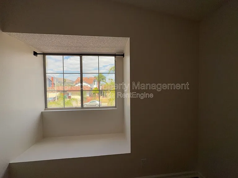 11883 Bayless St — Photo 26