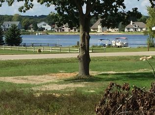 1261 Clubhouse Dr, Lake Isabella, MI 48893