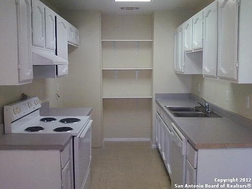 1st image of 5955 CLIFF VALLEY DR