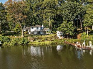 1071 Trails End Rd, Pasadena, MD 21122