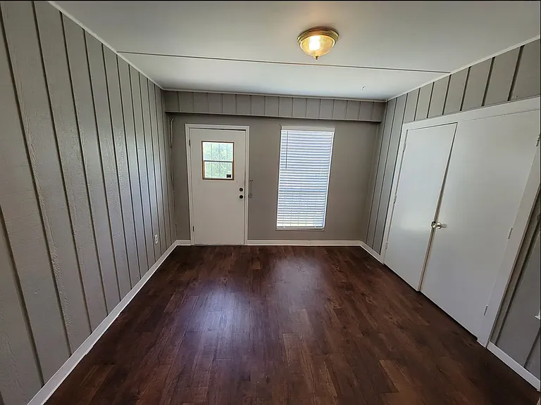 2447 Hiawatha St — Photo 14