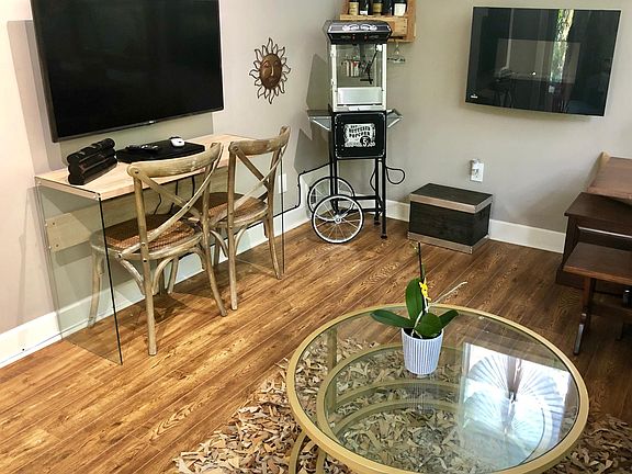 4th image of 599 E Morningside Dr NE #A