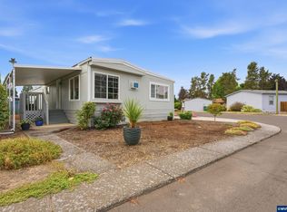 3486 Rainbow Loop #28, Hubbard, OR 97032