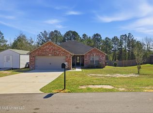 47 Summit View Dr, Perkinston, MS 39573