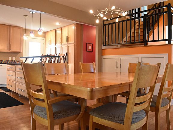 Dinning Room for stay in supper