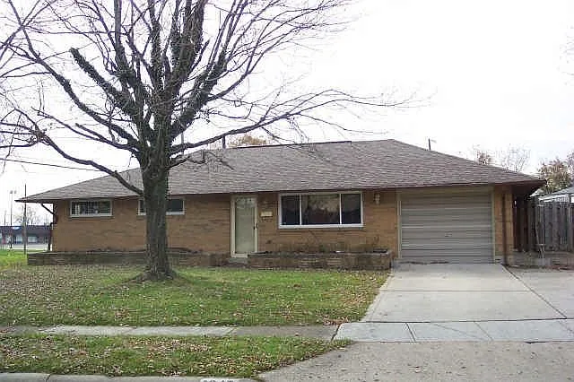 1847 Stouder Dr photo 1