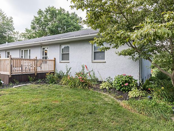 5th image of 346 Grandview Dr