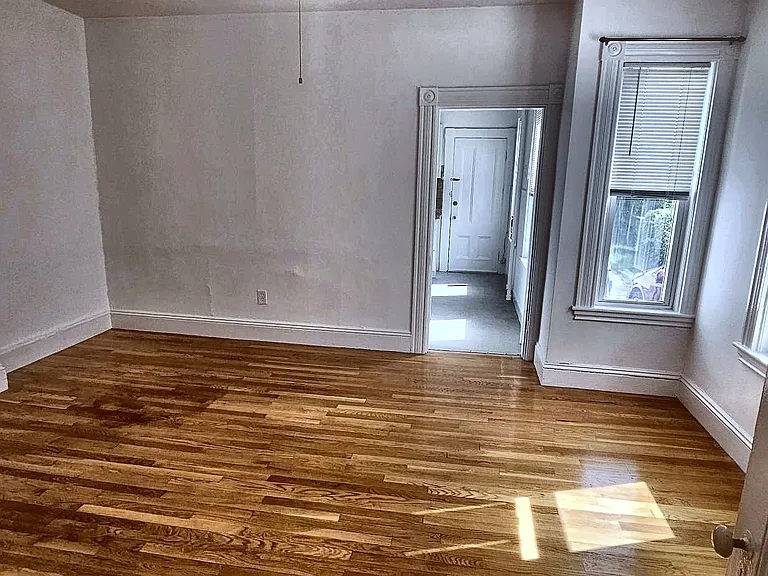 119-121 Chestnut St #119-1 — Photo 5