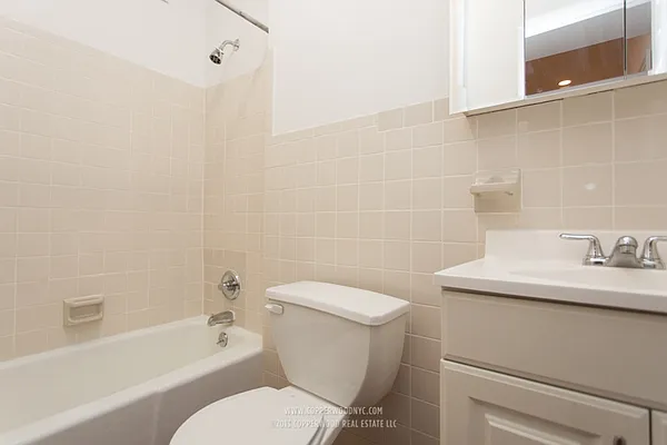 Rented by Copperwood Real Estate | media 17