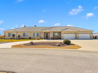 11885 Lamplighter Ln, Oak Hills, CA, 92344