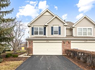 3029 Crystal Rock Rd, Naperville, IL 60564