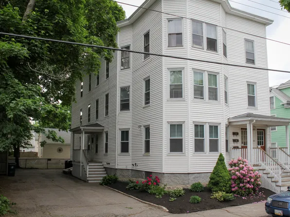 44 Prospect St APT 2, Biddeford, ME 04005