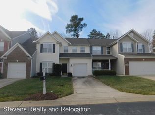 10709 Pendragon Pl, Raleigh, NC 27614