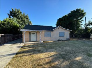 16018 Nordhoff St, North Hills, CA 91343