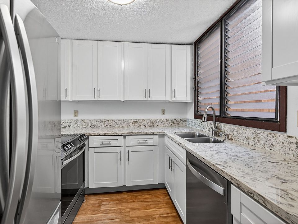 1st image of 1015 Aoloa Pl