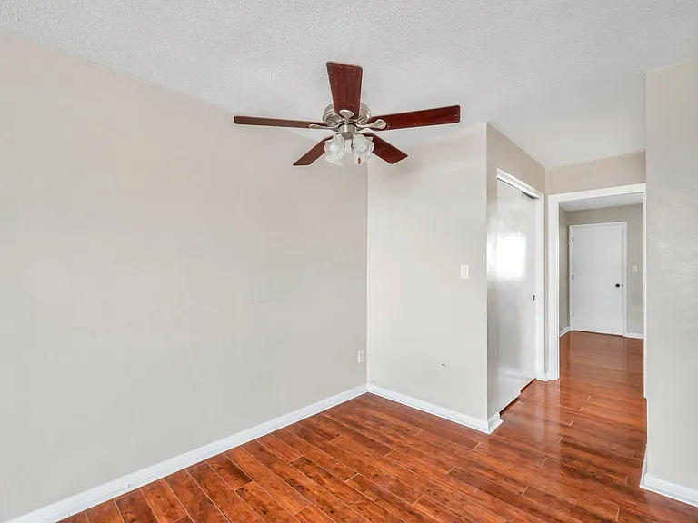 2366 Shelley St #12 — Photo 14