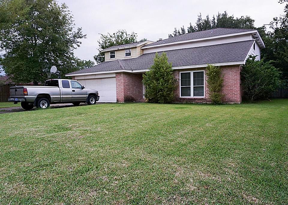 1st image of 412 Cottonwood Dr