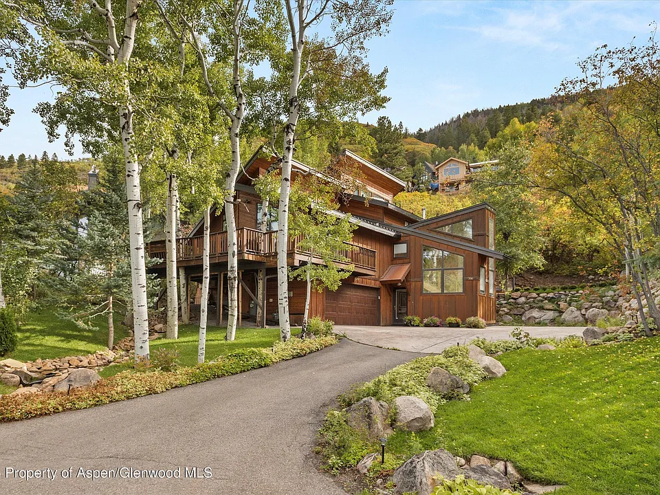 314 Mountain Laurel Dr