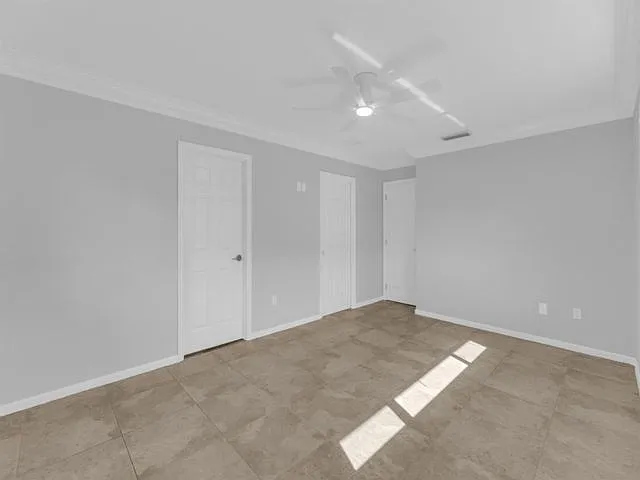 1180 SW 17th St — Photo 10