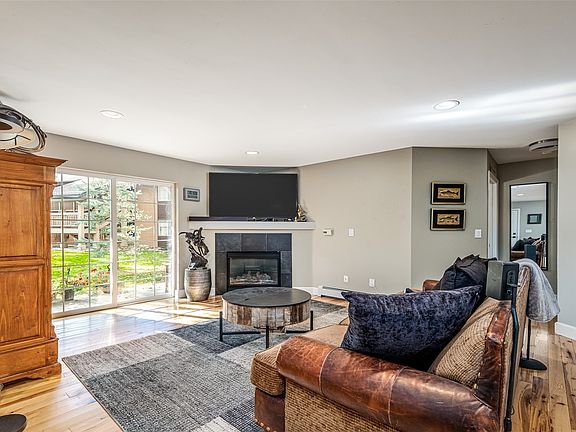 3rd image of 1470 Morgan Court UNIT 1801