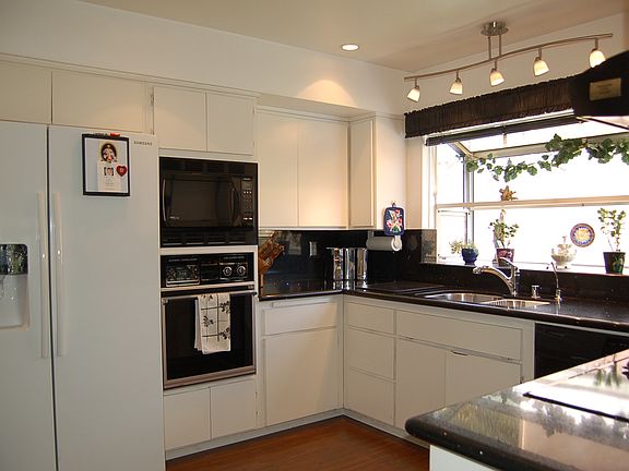 5th image of 5962 Bounty St