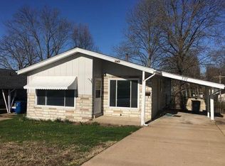 337 Sulphur Spring Rd, Ballwin, MO 63021